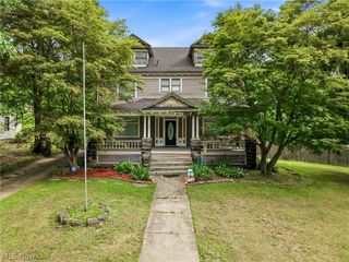 236 N Heights Avenue, Youngstown, OH 44505