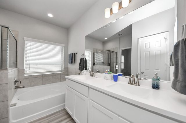 1654 Sequoia Run Drive, Rosharon, TX 77583