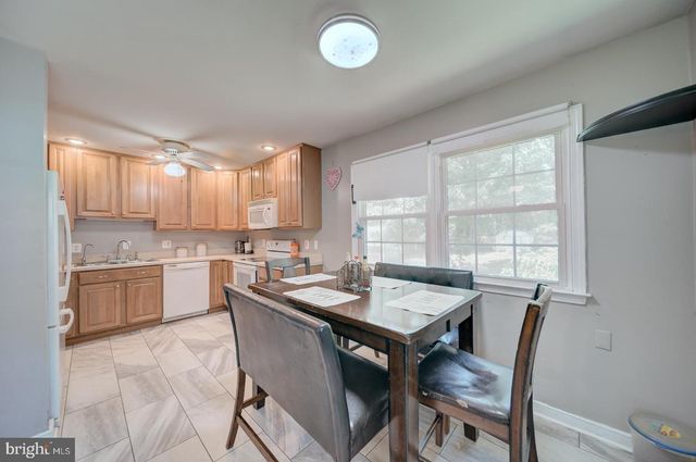 1011 FICKLEN RD, Fredericksburg, VA 22405