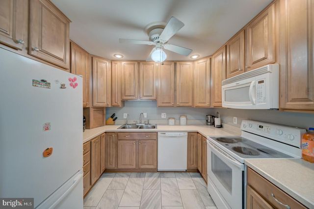 1011 FICKLEN RD, Fredericksburg, VA 22405