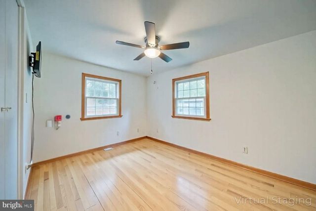 1011 FICKLEN RD, Fredericksburg, VA 22405