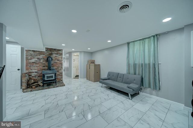 1011 FICKLEN RD, Fredericksburg, VA 22405