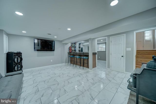 1011 FICKLEN RD, Fredericksburg, VA 22405