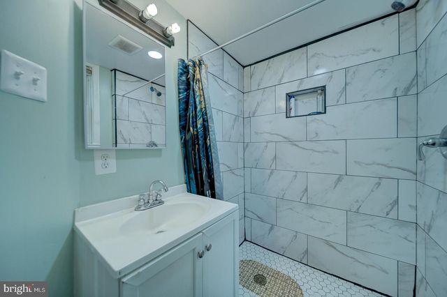 1011 FICKLEN RD, Fredericksburg, VA 22405