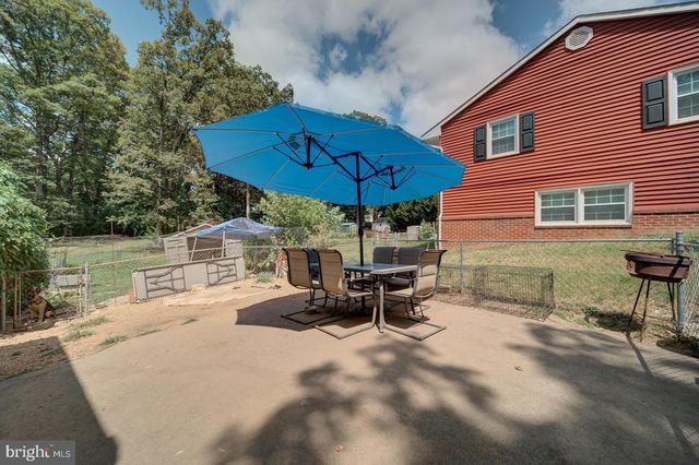 1011 FICKLEN RD, Fredericksburg, VA 22405