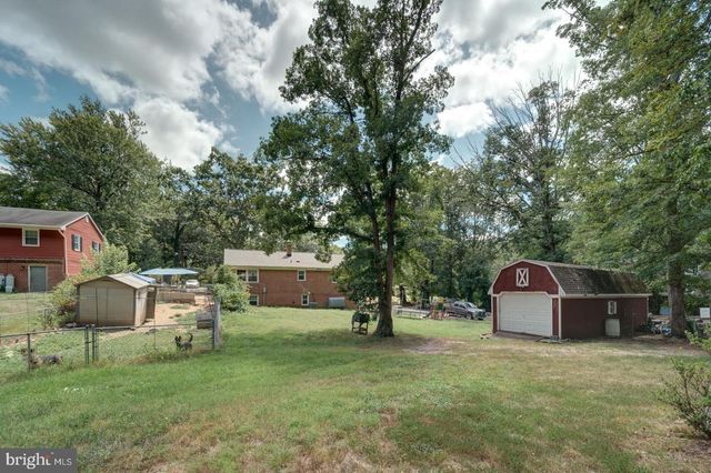 1011 FICKLEN RD, Fredericksburg, VA 22405
