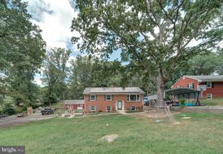 1011 FICKLEN RD, Fredericksburg, VA 22405