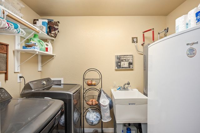 200 El Rancho Grande, Kerrville, TX 78028