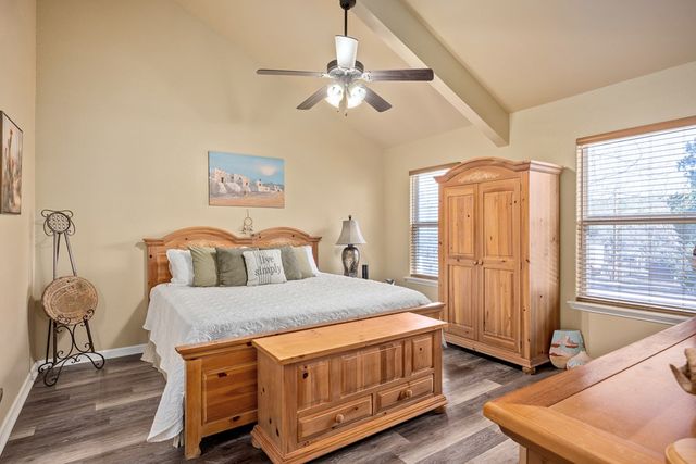 200 El Rancho Grande, Kerrville, TX 78028