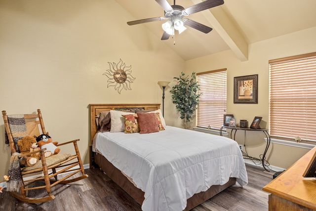 200 El Rancho Grande, Kerrville, TX 78028