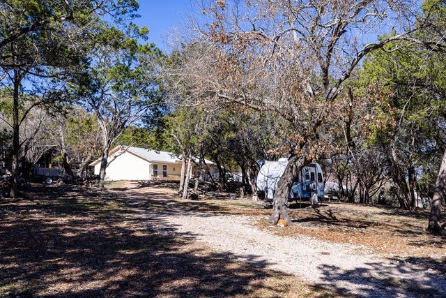 200 El Rancho Grande, Kerrville, TX 78028