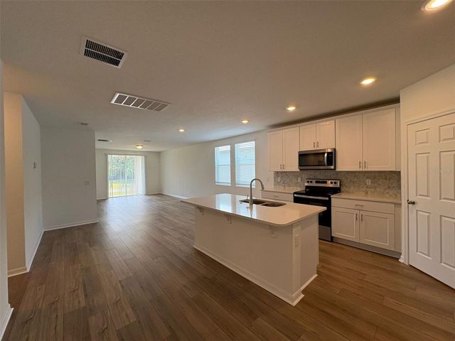 4651 SIDESADDLE TRAIL, St Cloud, FL 34772