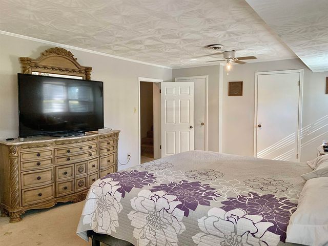 1038 LAKE ST, Bolivar, TN 38008