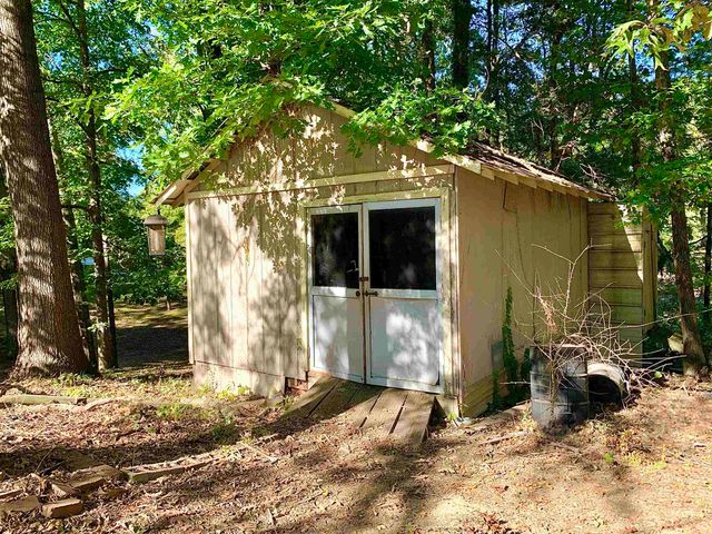 1038 LAKE ST, Bolivar, TN 38008