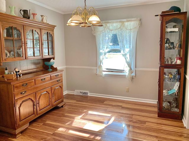 1038 LAKE ST, Bolivar, TN 38008