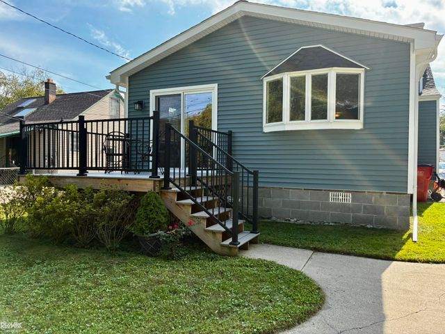 26737 Hickler Lane, Harrison Twp, MI 48045