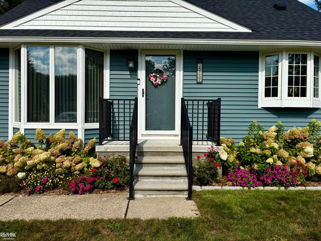 26737 Hickler Lane, Harrison Twp, MI 48045