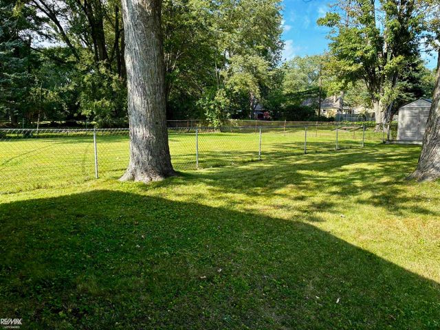 26737 Hickler Lane, Harrison Twp, MI 48045