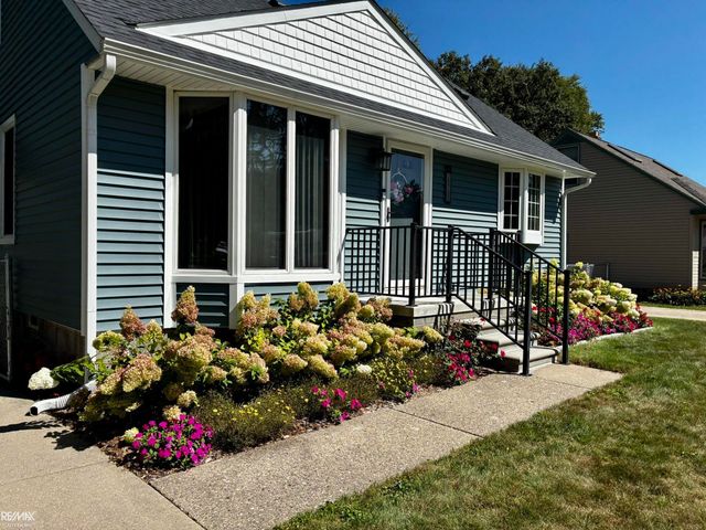 26737 Hickler Lane, Harrison Twp, MI 48045