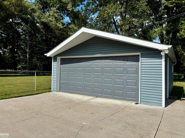 26737 Hickler Lane, Harrison Twp, MI 48045