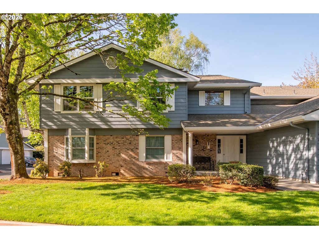 616 Sw EASTMAN Pkwy, Gresham, OR 97080
