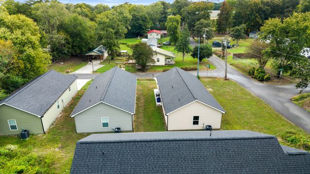 1594 Perry St, SE, Cleveland, TN 37311