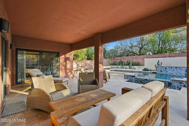 5140 E Woodgate Lane, Tucson, AZ 85712