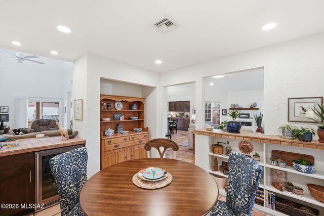 5140 E Woodgate Lane, Tucson, AZ 85712