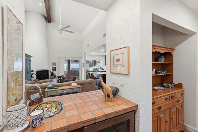 5140 E Woodgate Lane, Tucson, AZ 85712