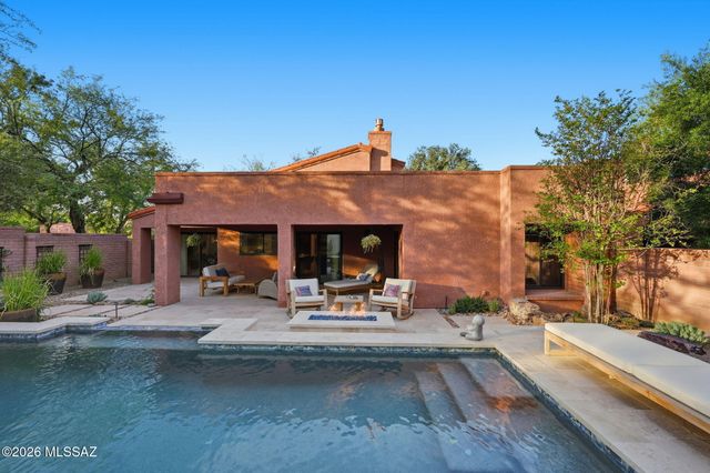 5140 E Woodgate Lane, Tucson, AZ 85712