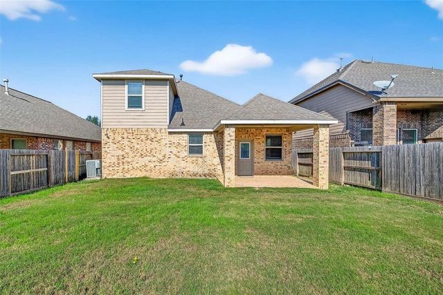 19327 N Cottonwood Green Lane, Cypress, TX 77433