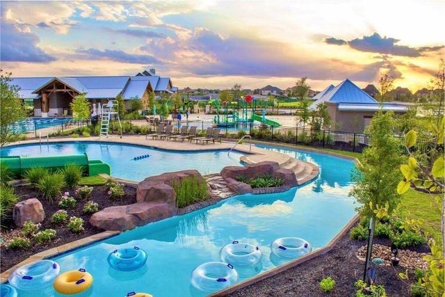 19327 N Cottonwood Green Lane, Cypress, TX 77433