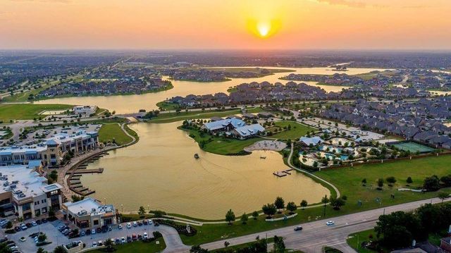 19327 N Cottonwood Green Lane, Cypress, TX 77433