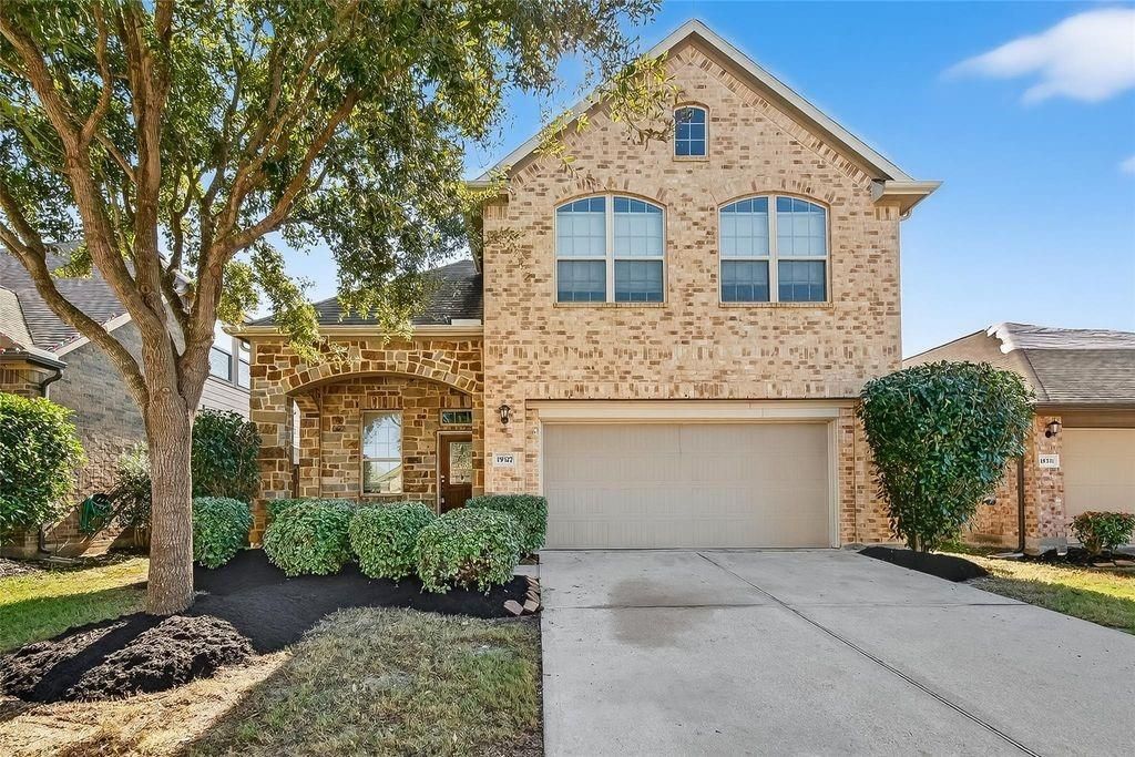 19327 N Cottonwood Green Lane, Cypress, TX 77433