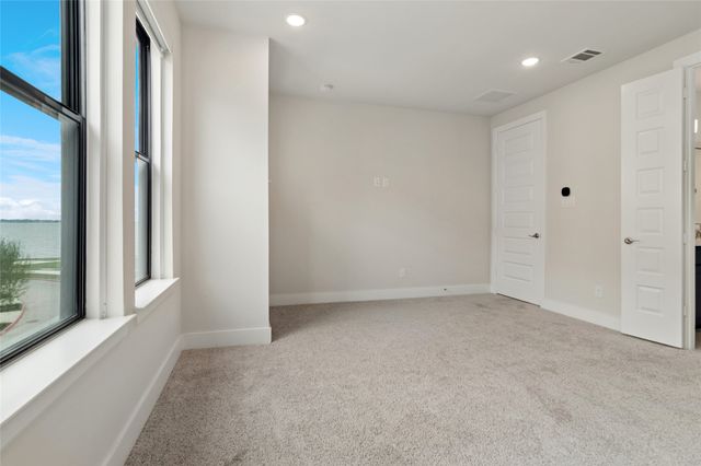 518 Winners Circle, Rowlett, TX 75088