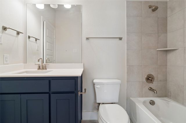 518 Winners Circle, Rowlett, TX 75088