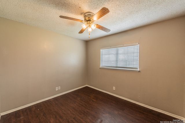 5915 cliff ridge, San Antonio, TX 78250