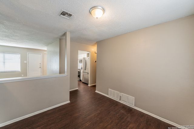 5915 cliff ridge, San Antonio, TX 78250