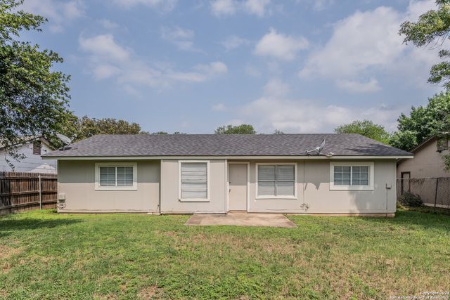 5915 cliff ridge, San Antonio, TX 78250