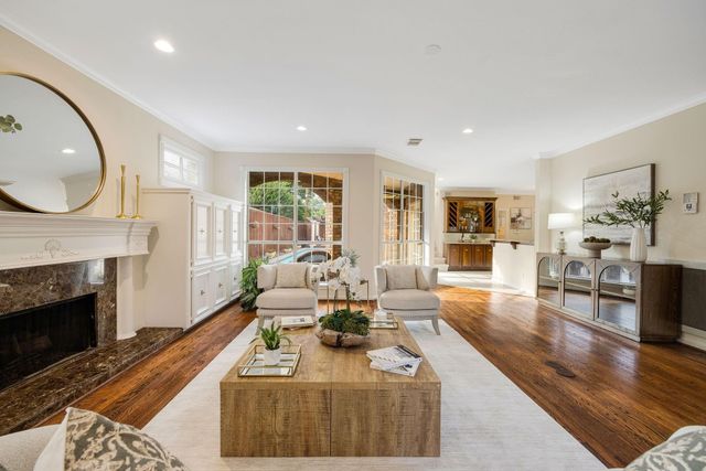 4900 Cedar Street, Bellaire, TX 77401