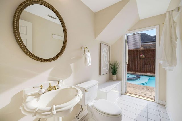 4900 Cedar Street, Bellaire, TX 77401