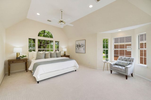 4900 Cedar Street, Bellaire, TX 77401
