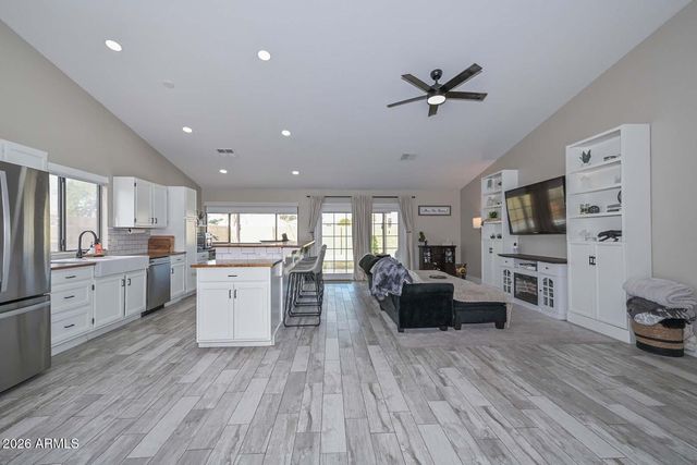 3918 W CALLE LEJOS --, Glendale, AZ 85310