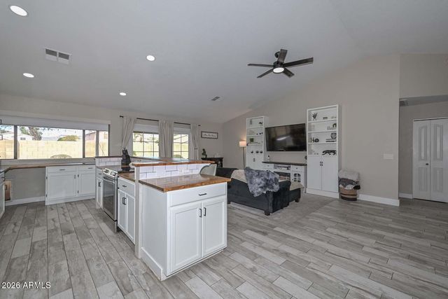 3918 W CALLE LEJOS --, Glendale, AZ 85310