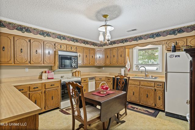 9278 Bethel Road, Olive Branch, MS 38654
