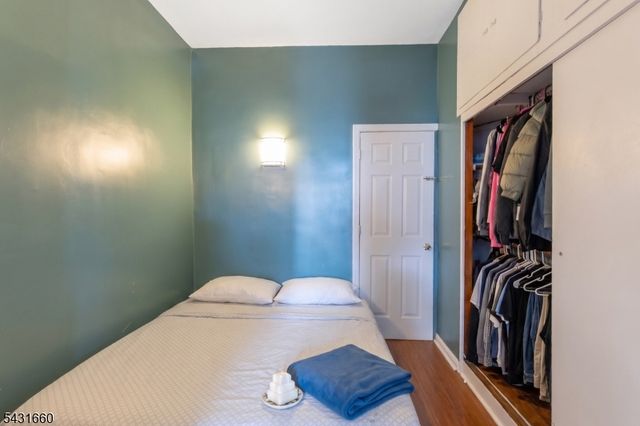 140 Clendenny Ave, Jersey City, NJ 07304