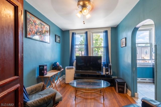 140 Clendenny Ave, Jersey City, NJ 07304