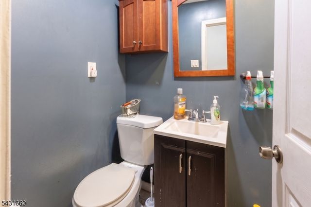 140 Clendenny Ave, Jersey City, NJ 07304