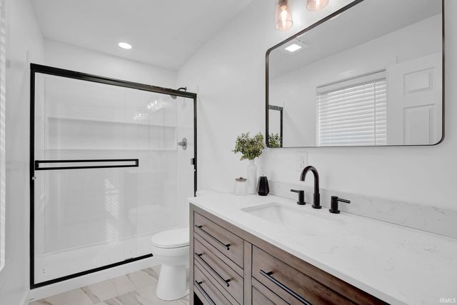 1907 11th Street, Bedford, IN 47421