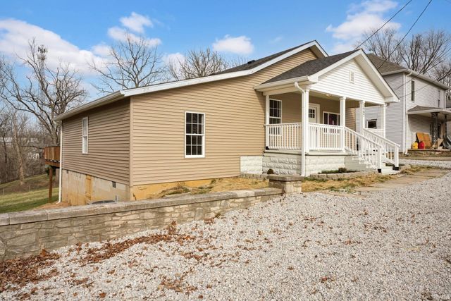 1907 11th Street, Bedford, IN 47421